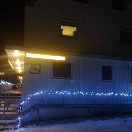 Lodek Motel Льодинген Екстериор снимка